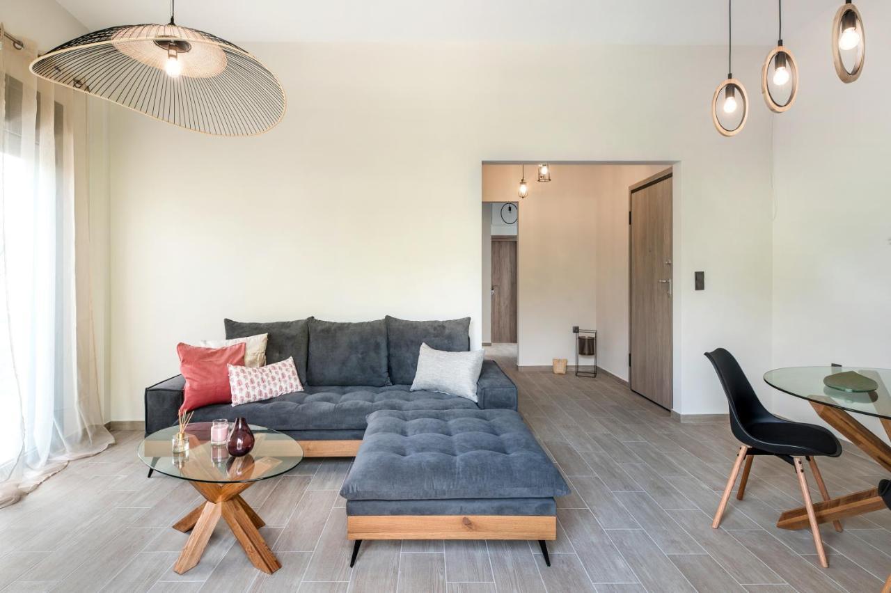 Eleusis Suites Β Buitenkant foto